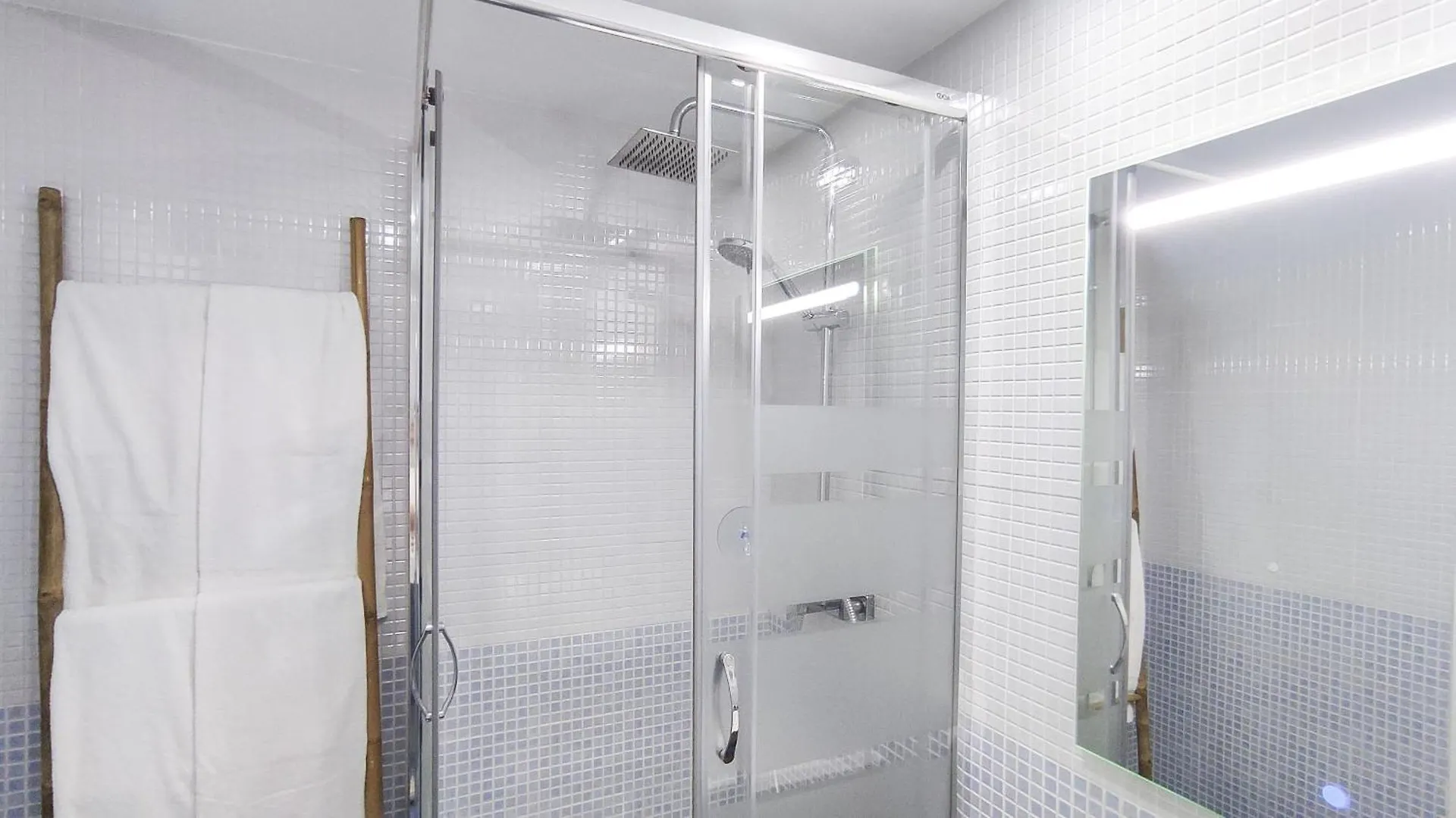 Two Bedroom Apartment Near Playa Del Palo By Sharingco Málaga