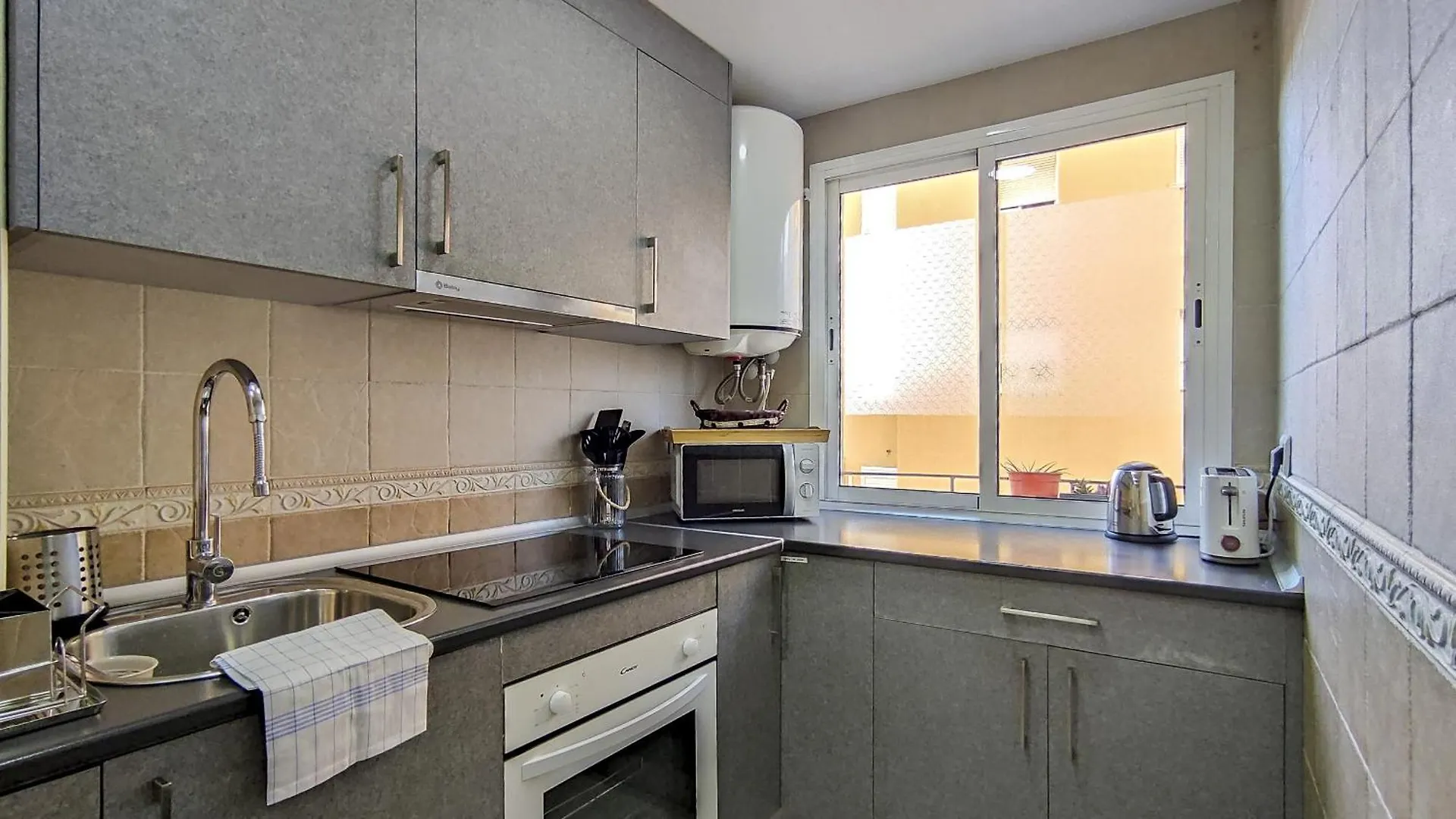 Two Bedroom Apartment Near Playa Del Palo By Sharingco Málaga