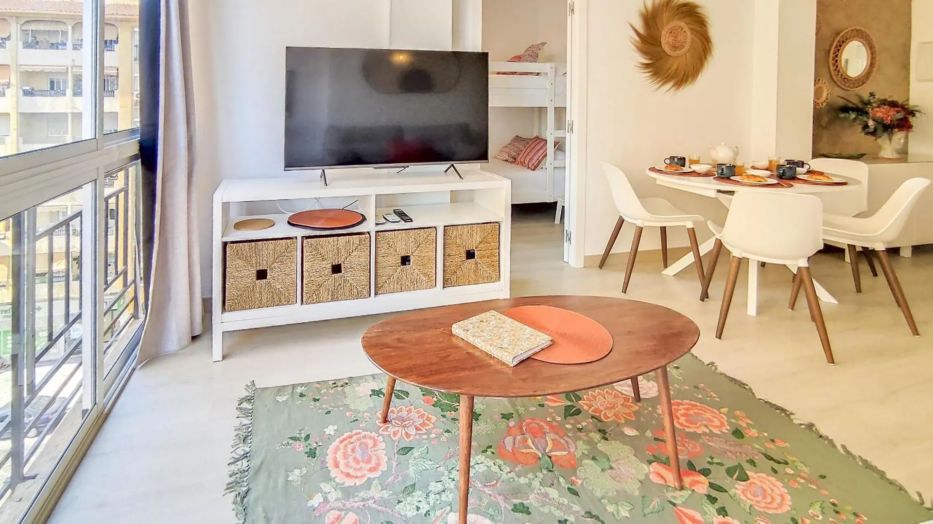 Two Bedroom Apartment Near Playa Del Palo By Sharingco Málaga