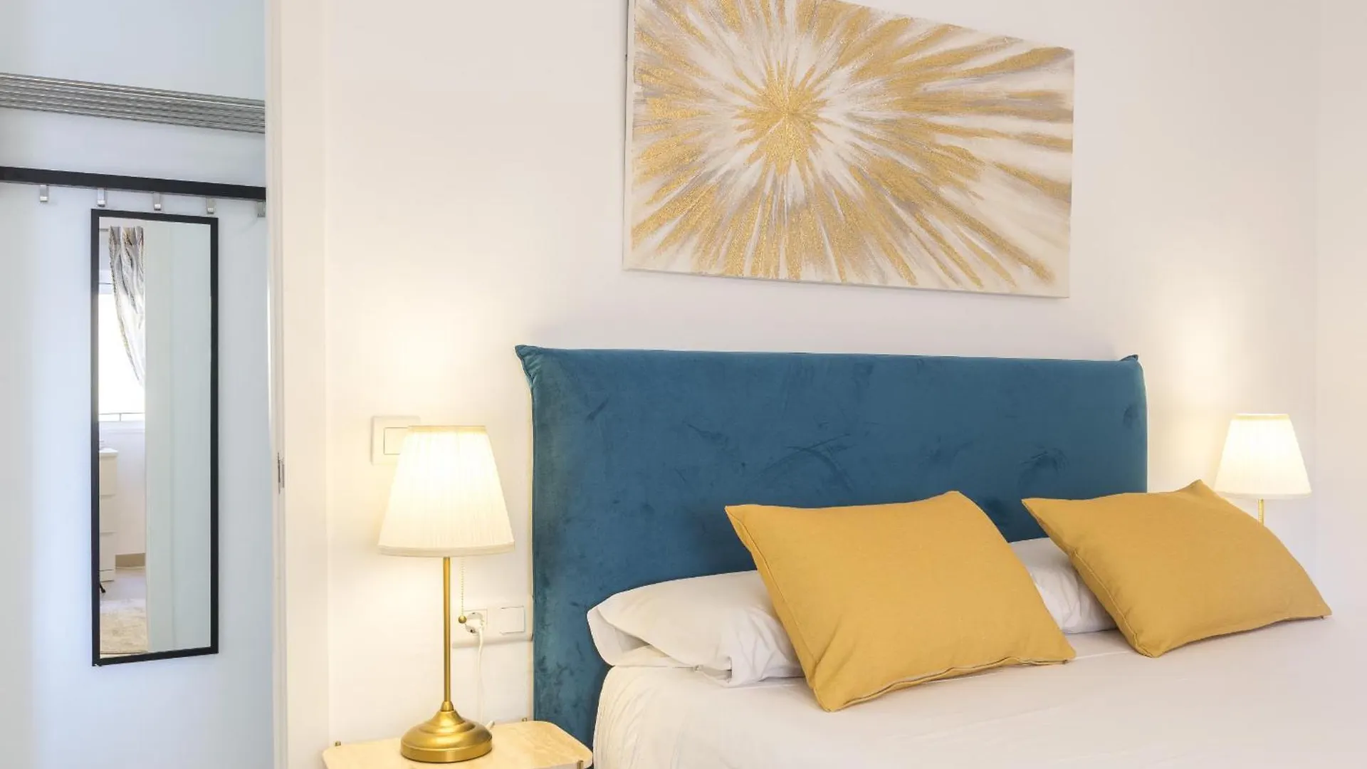 Two Bedroom Apartment Near Playa Del Palo By Sharingco Málaga
