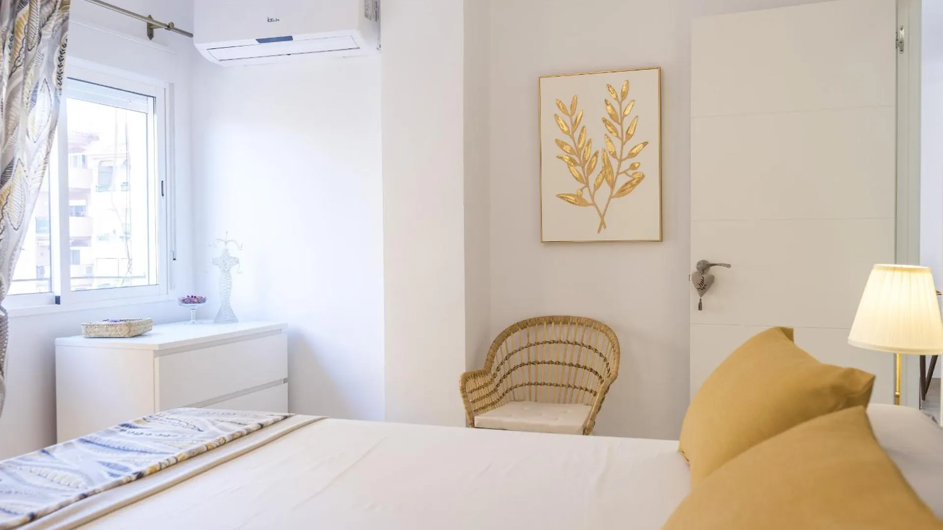 Two Bedroom Apartment Near Playa Del Palo By Sharingco Málaga Espagne