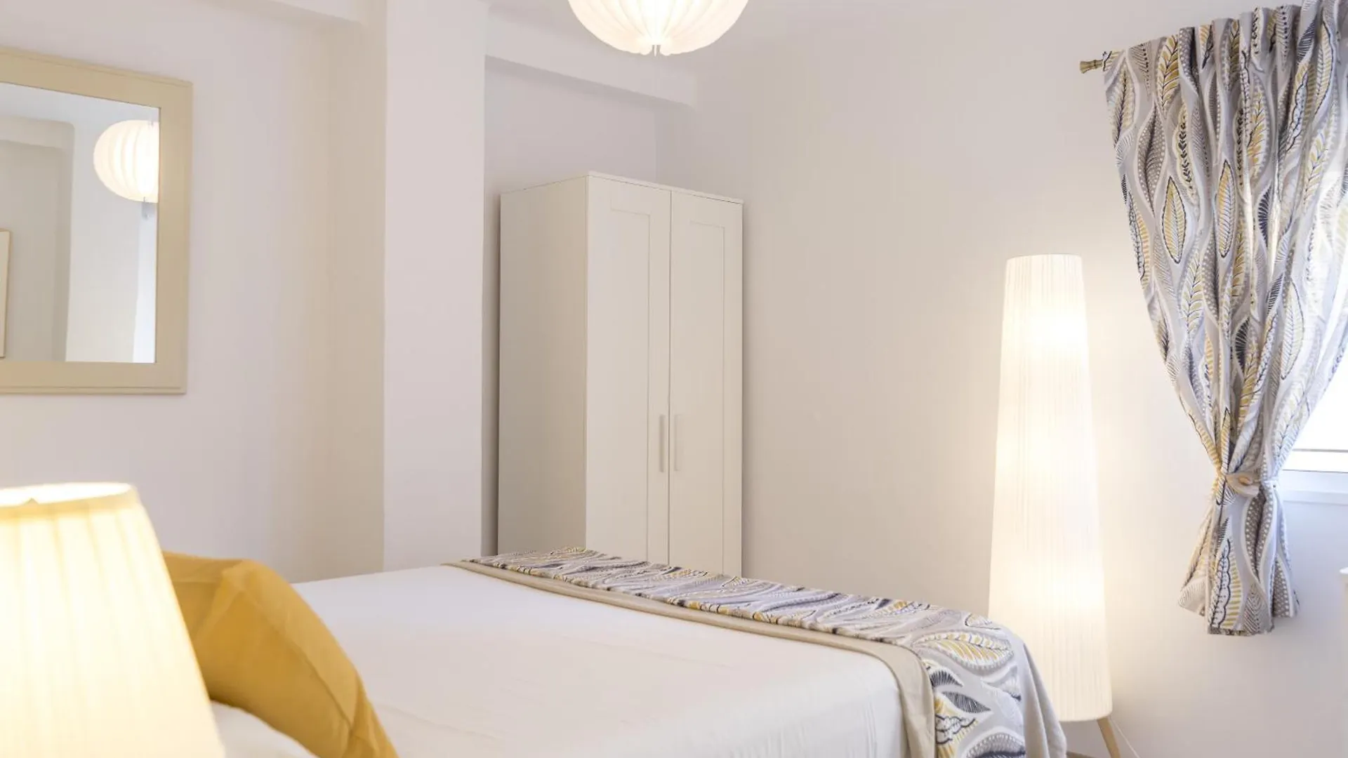 Two Bedroom Apartment Near Playa Del Palo By Sharingco Málaga Espagne